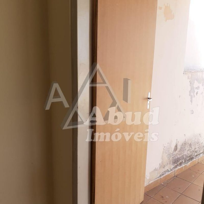 1f04b7ff-a4a2-4f09-befb-5b90953a47d8