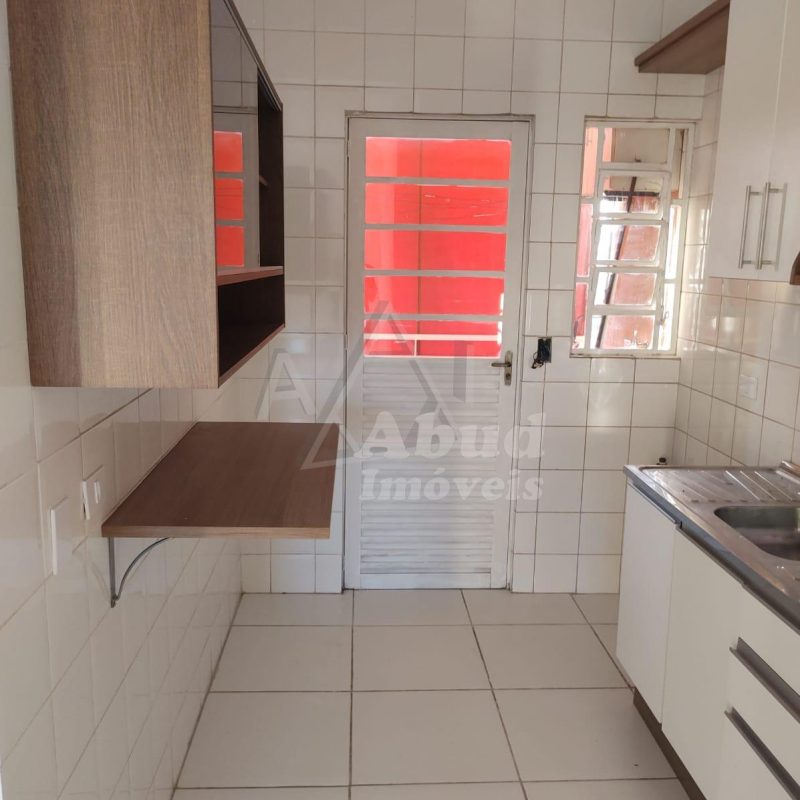 250b03ec-1a5e-4d9a-8476-79950fd5d99e