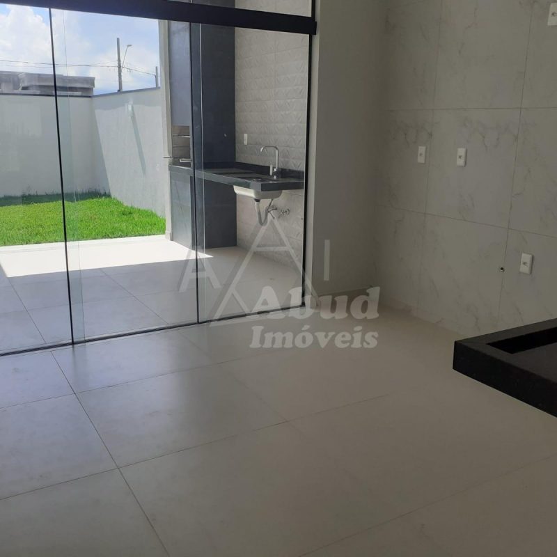 4aeb16d9-7ae2-443d-b7e0-a0cf05959f0e