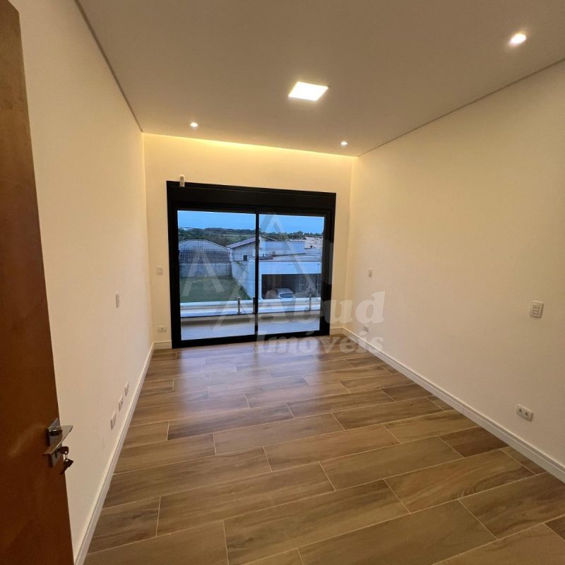 4b877729-f80c-4a50-a2f8-7cf845f129b3