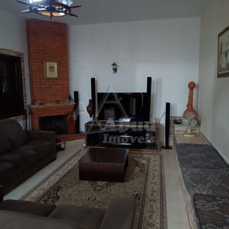 4ff9ba6b-c2bf-4b9a-8ef8-2042aceb26b4