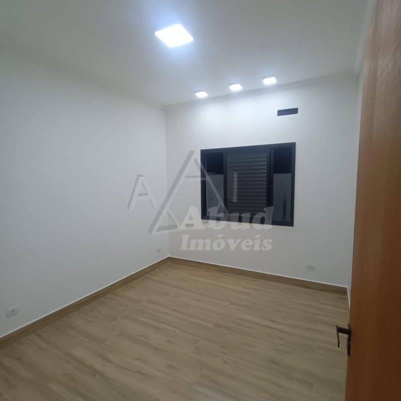 7490e4b5-27aa-4273-bef3-f9aea4042745