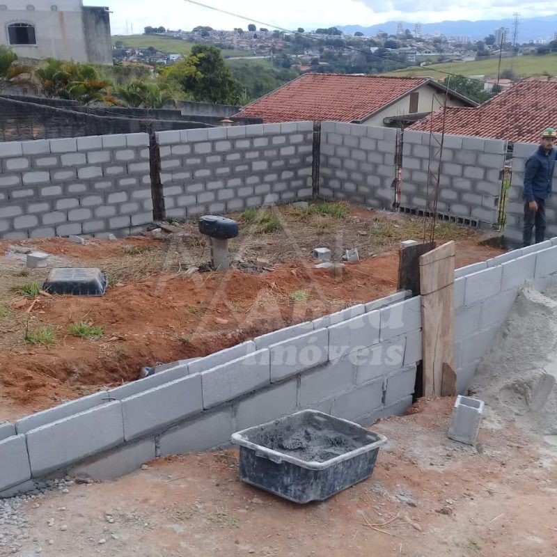 7d02775b-d64c-4cab-b677-1a3d60756247