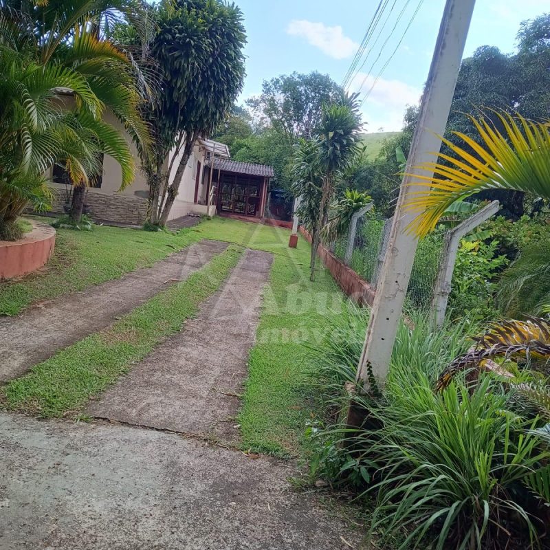 813a38d6-0008-4774-a5b7-1ac115b5b6d1