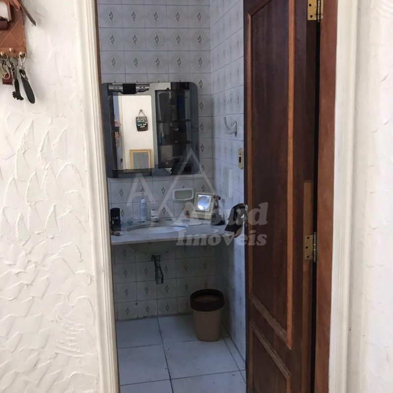 8a21e139-c67e-4633-8972-6ca0a350673c