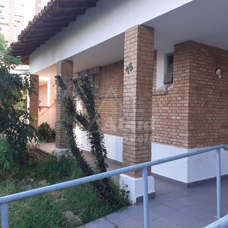 8ad37dec-ed14-4490-8ac3-8d8c18162365