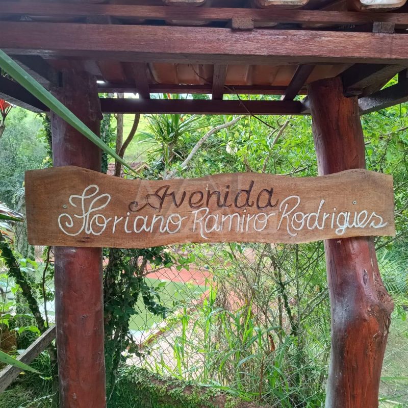 8de803e5-8ef4-485d-a35e-8432036dcdbf