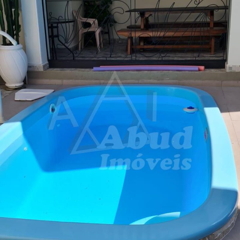 a328c21f-2d6c-4beb-b775-3b4a72e91a0f