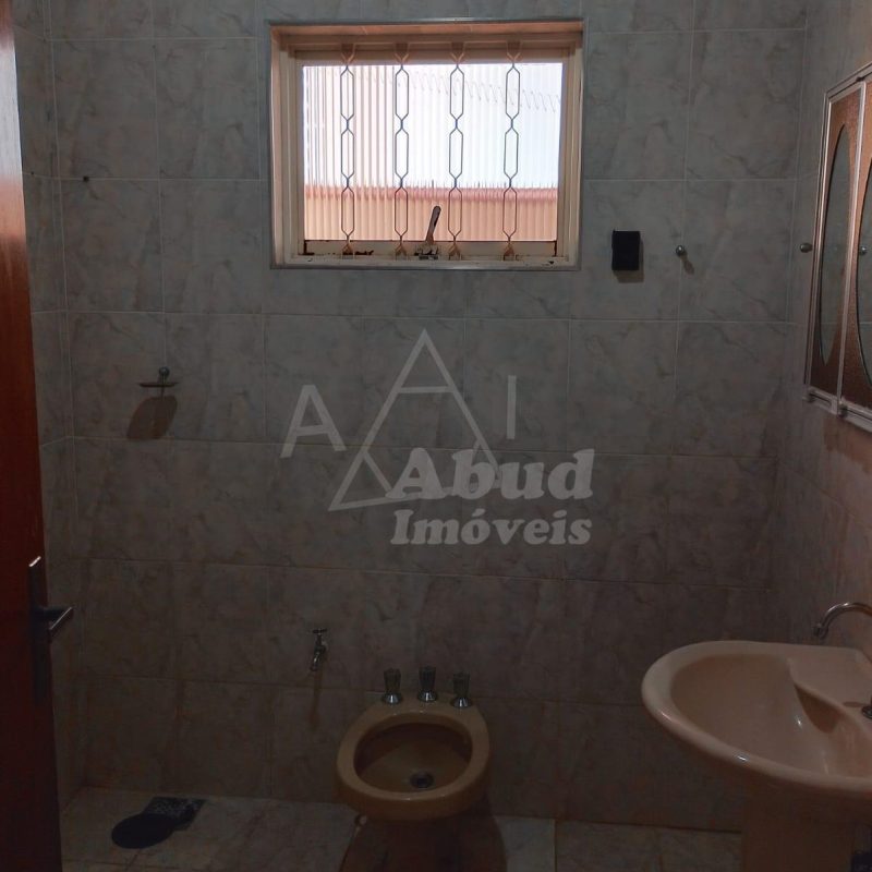 b9801255-14d3-48d7-88f1-04a8e1c5ab92