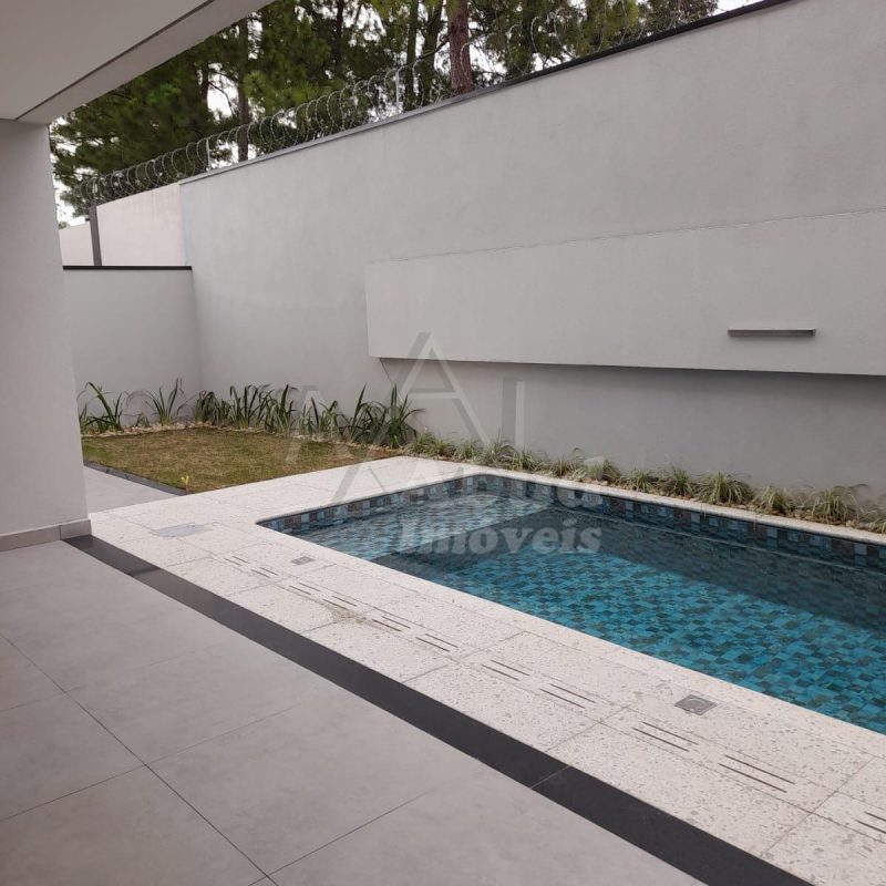 bff428f3-a89d-4a40-8374-e13d6942baa0