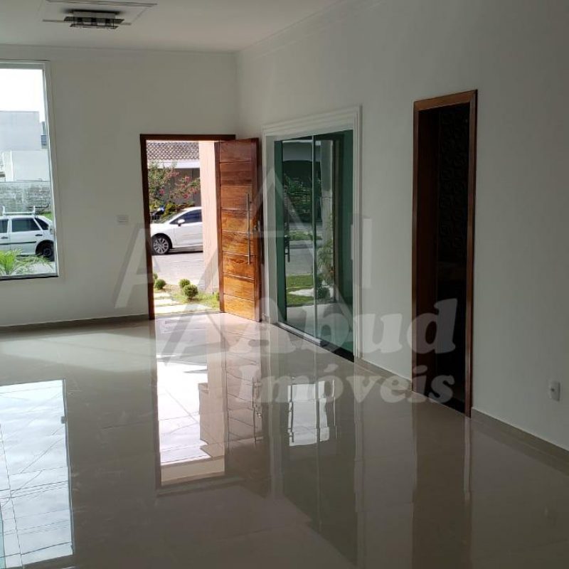 e8aadce7-665b-4f28-9da8-38414119191a