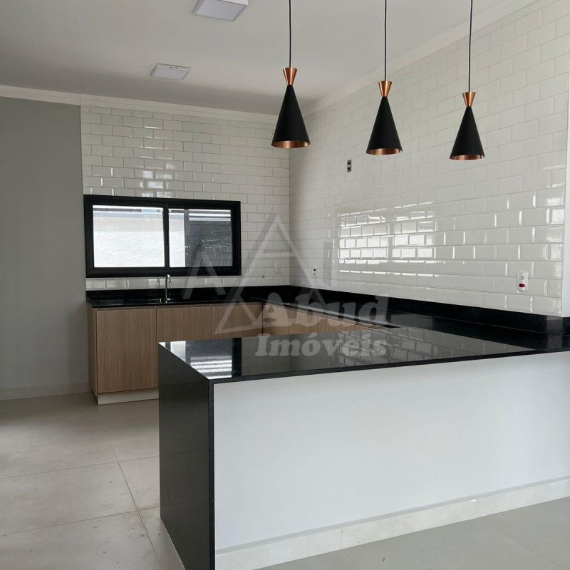 eacb5842-f030-4b62-885b-854850eaff32