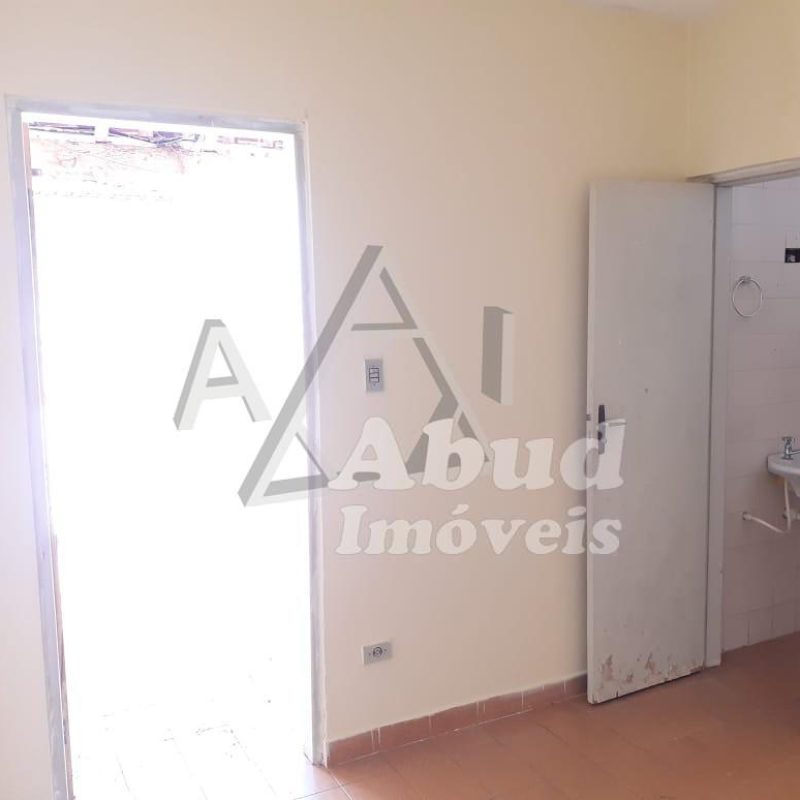 ee3d9195-93de-475b-a4a6-290b9d1209fe