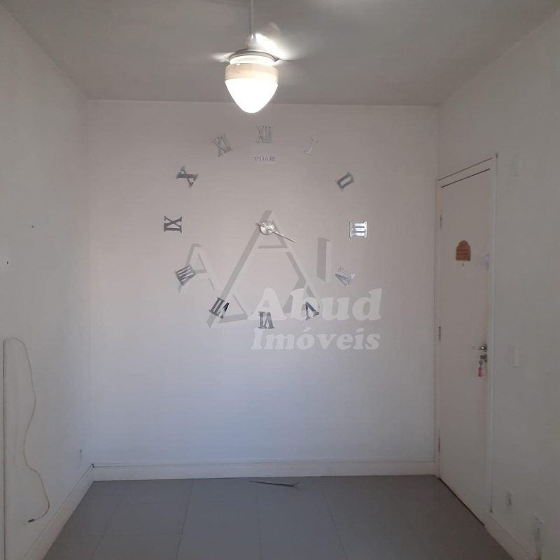 effe3fef-b043-40c9-83e4-3b5390bea753