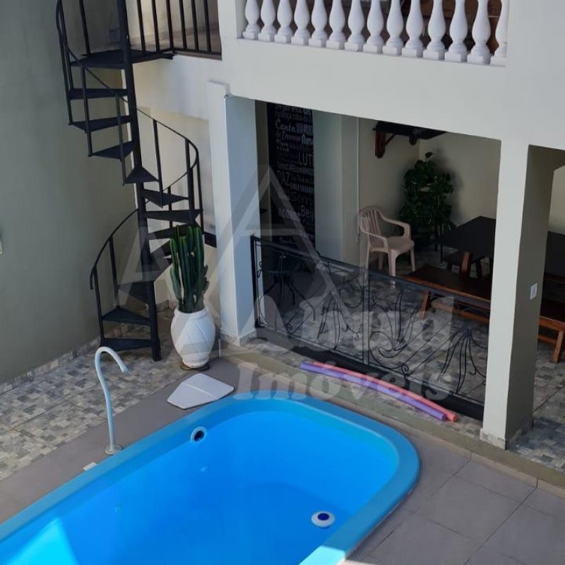 f003e950-db97-4040-857b-268c9003b76e