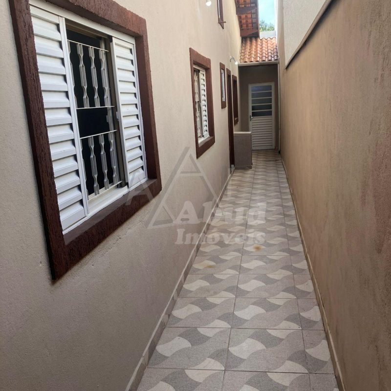 f4bc4d6e-24c7-4ae6-9d41-3129bb73770e