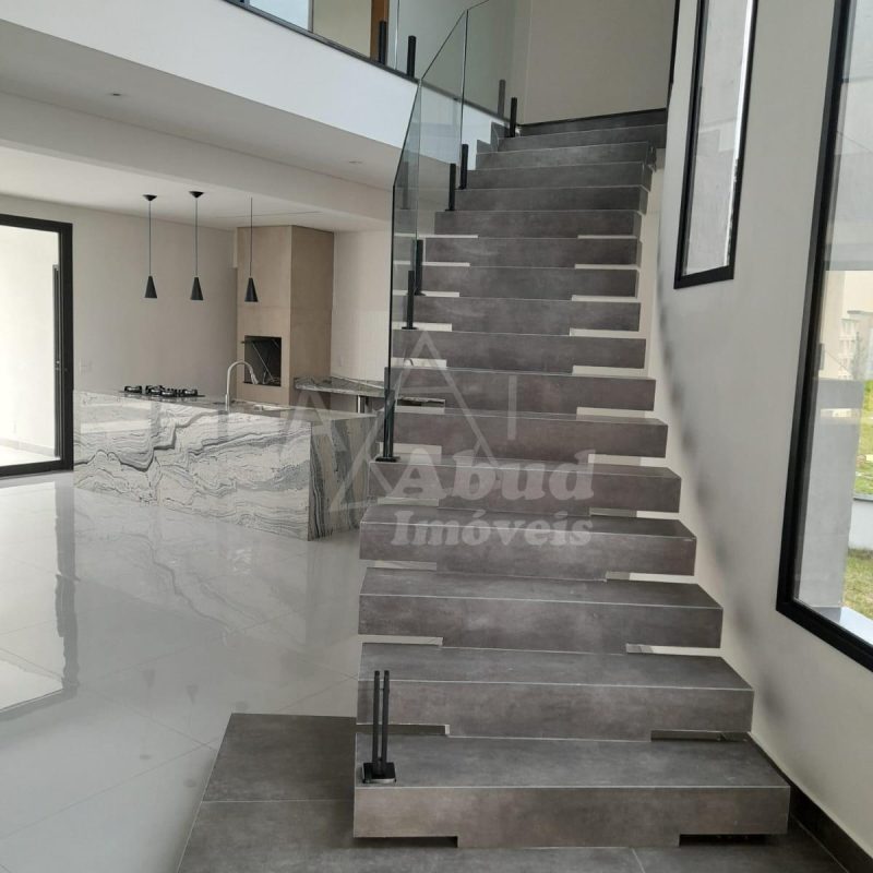 f5d4be30-28b7-481f-8d8b-2e2e2cd8f898