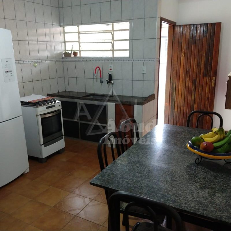 f7b95c31-6289-4204-9b6b-8099c9cf6212